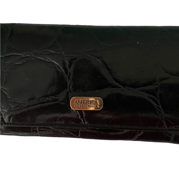 Perry Ellis black leather wallet, gorgeous and like new! Vintage - Picture 3 of 5